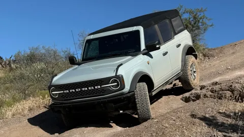 Ford Bronco driving off-road in Arizona with a 2.7-liter EcoBoost engine.